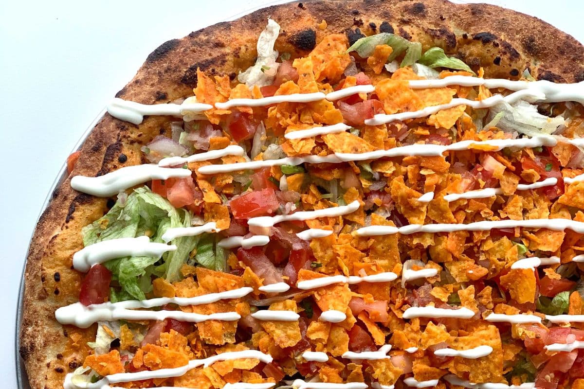 NACHO CHEEZA Big Love Pizza