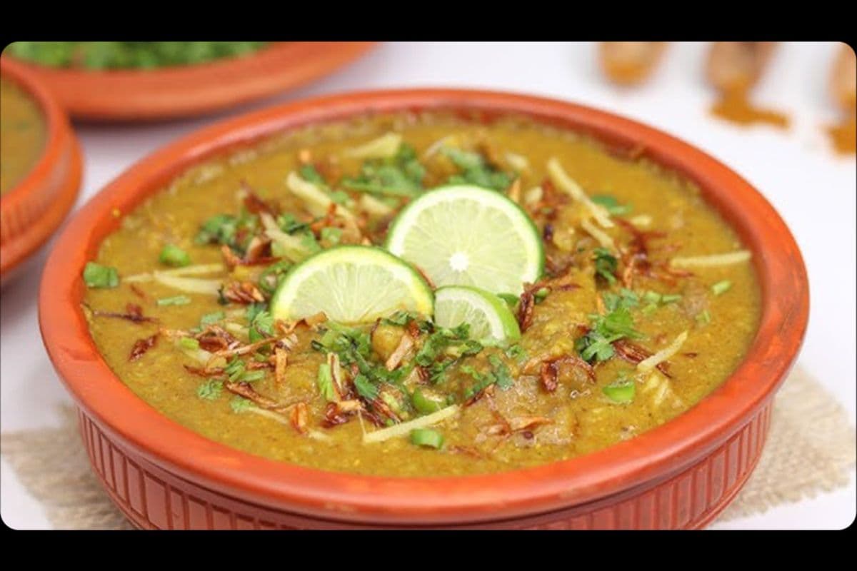Beef Haleem (Dhaka Style)