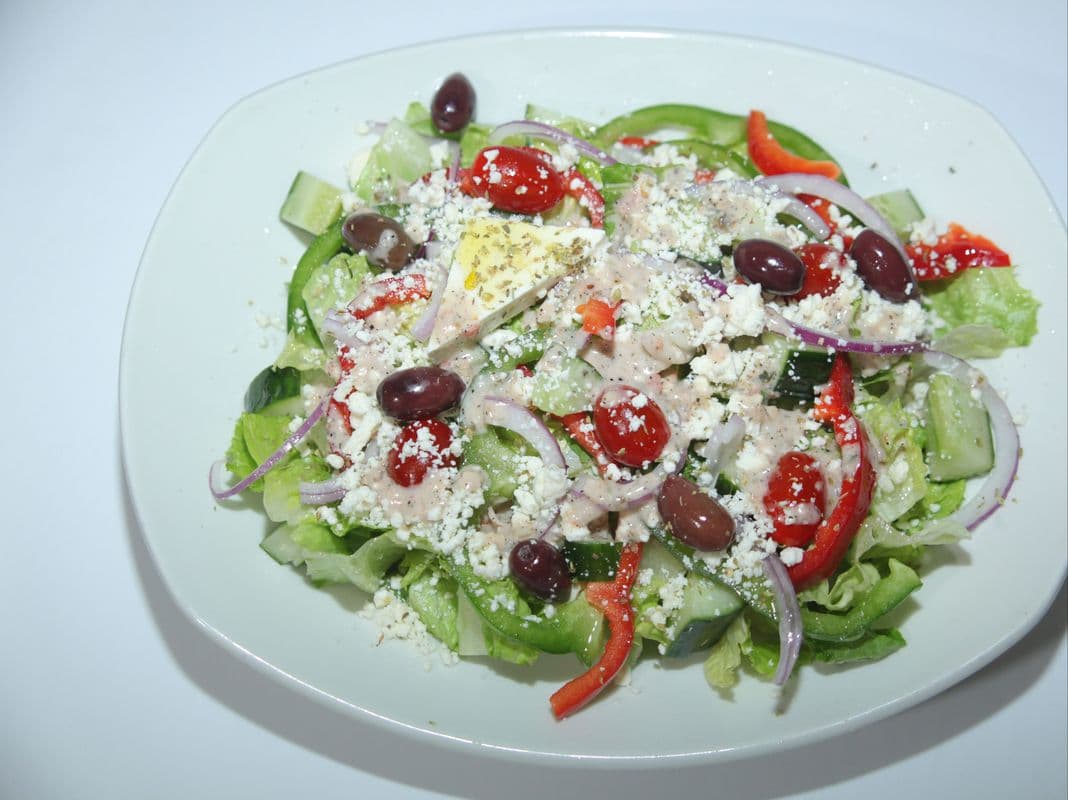 Greek Salad Regular.