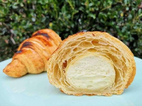 Crème Brûlée Croissant