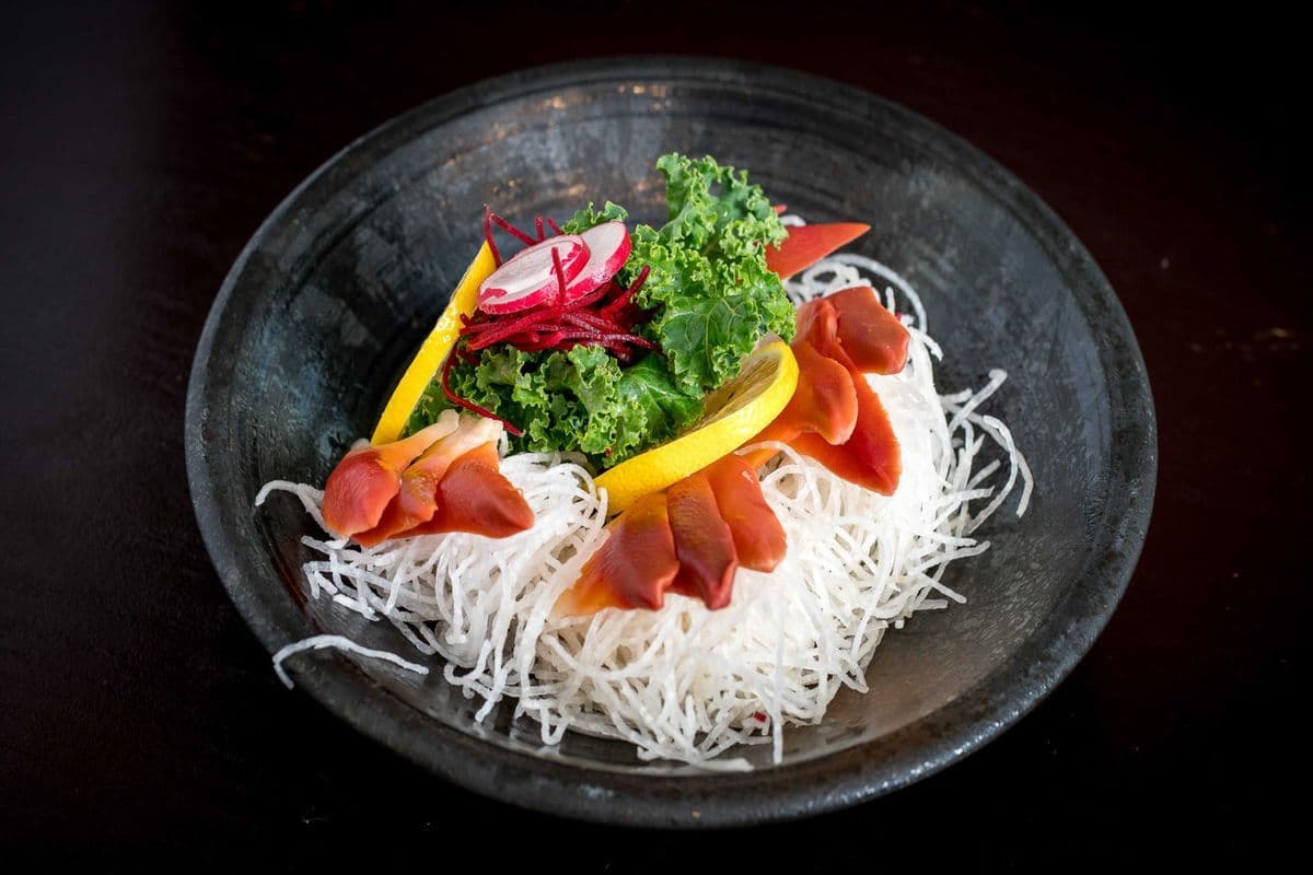 Hokkigai Sashimi