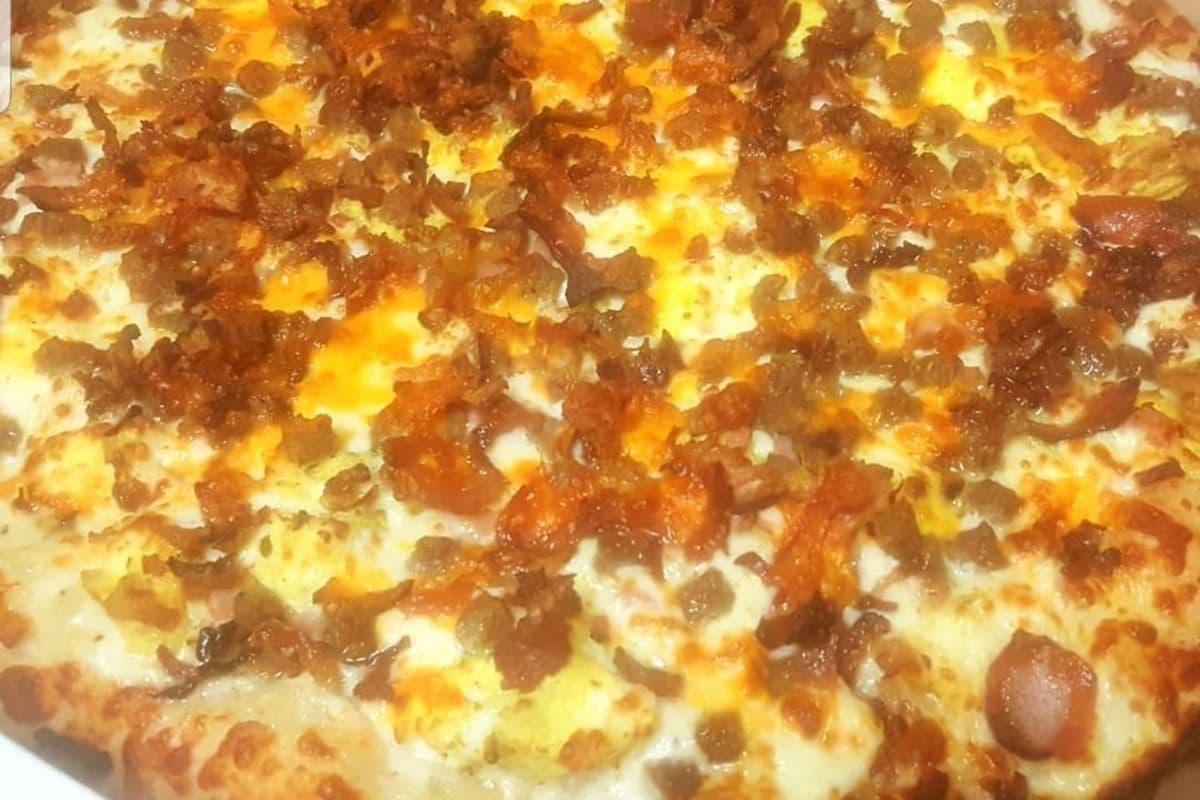 Medium Omelet Pizza