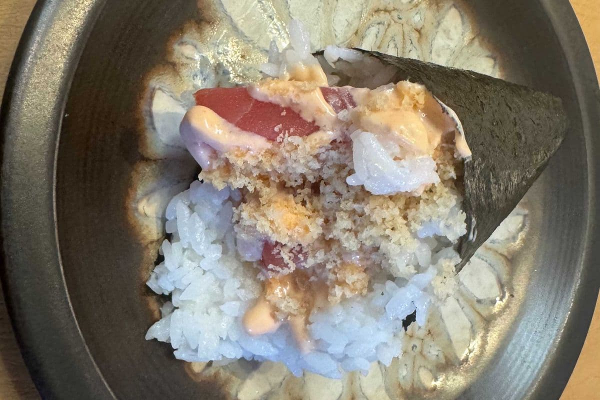 SH6) Spicy Tuna Hand Roll