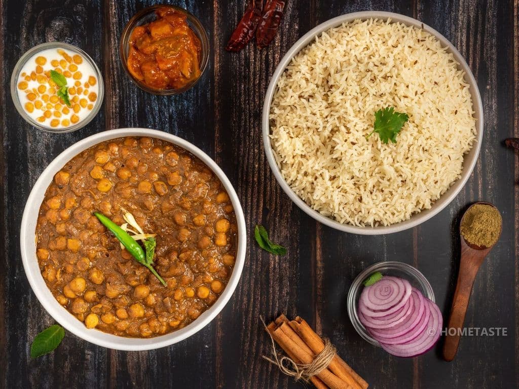 Chole Chawal - White Chickpeas & Rice