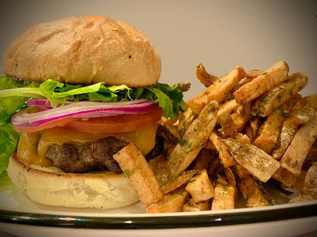The Classic Burger H (7 Oz)