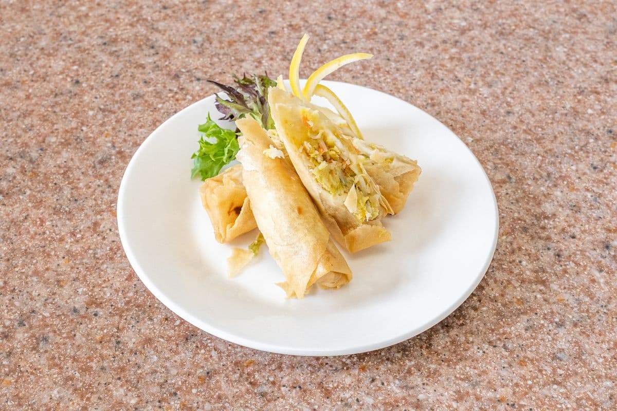 2. Vegetable Spring Roll (2 pcs)