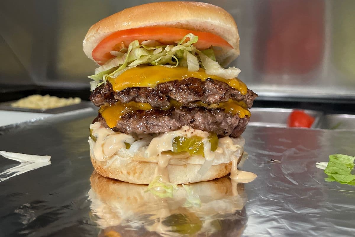 Bearcat Burgers (6oz)