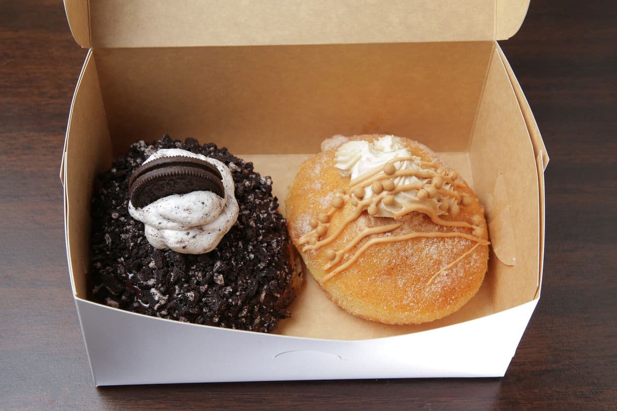 Two Pack Donuts