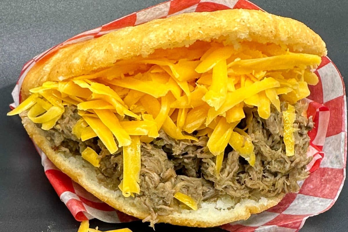 Arepa de Viande effilochée et fromage