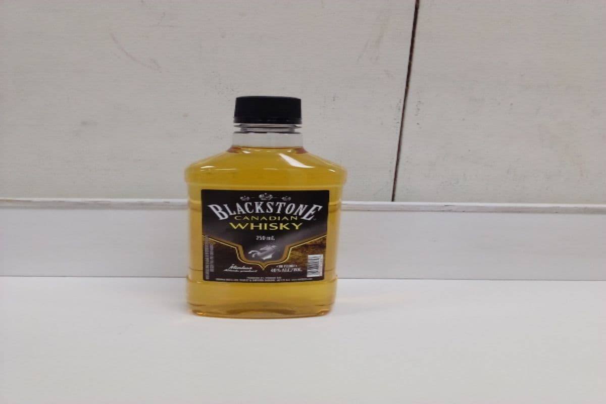 Blackstone Canadian Whiskey (1 x 750ml)