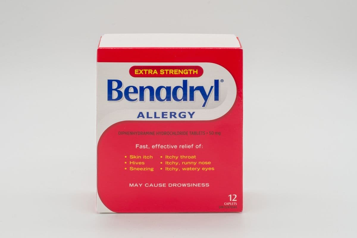 Benadryl Allergy Extra Strength Caplets (12 x 50 mg)