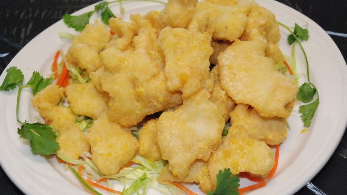#915 Deep Fried Fish Fillet Coated with Salty Duck Egg Yolk