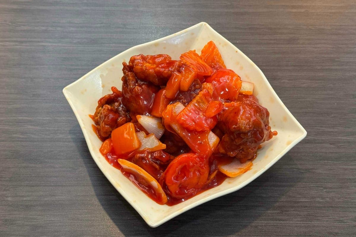 Sweet & Sour Chicken (Cantonese Style)
