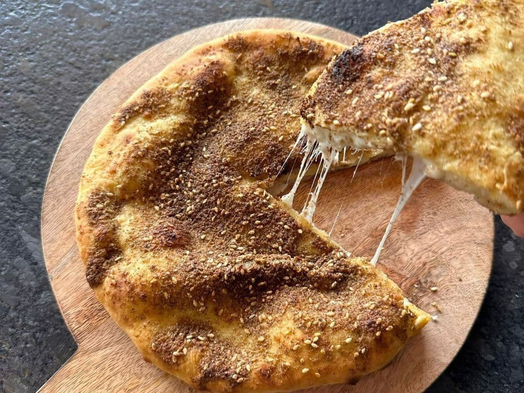 Cheese & Zaatar Deluxe