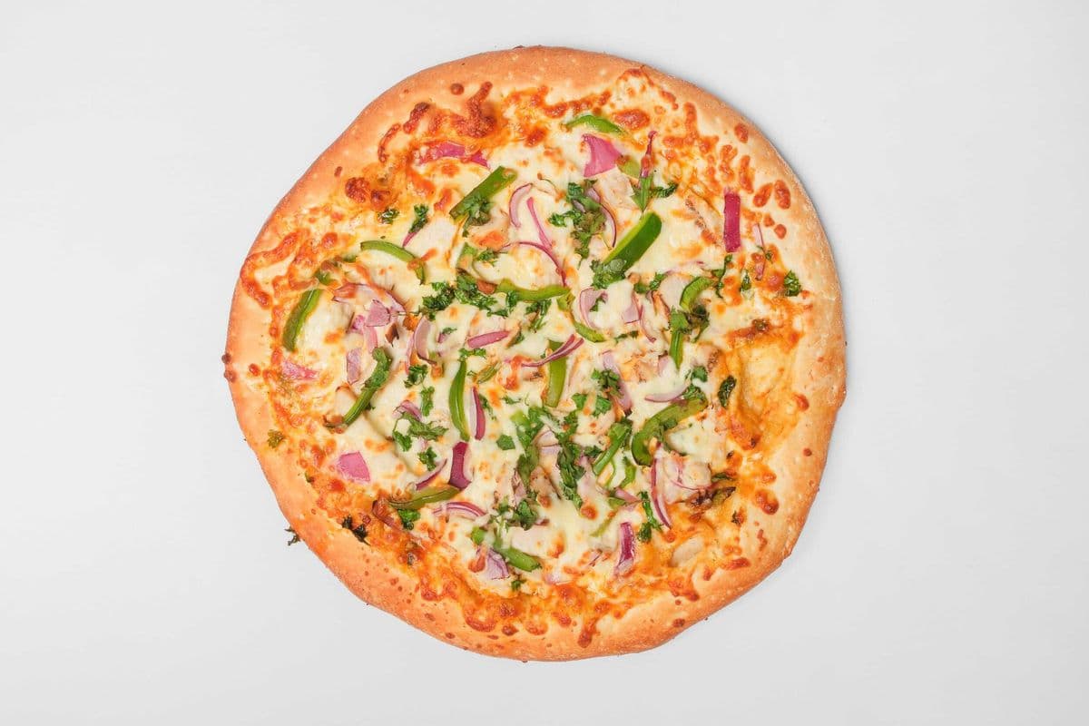 Large Tandoori Chicken Pizza