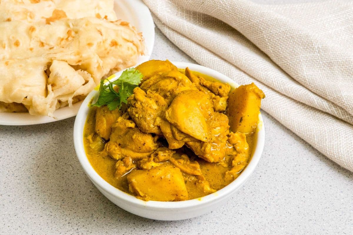 Boneless Curry Chicken Paratha/Buss-Up Shut Roti
