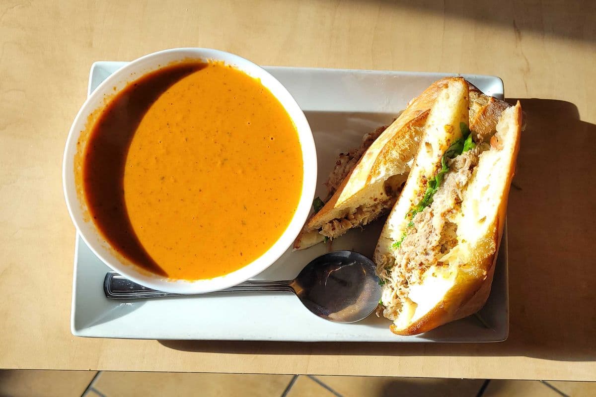 Bondiola (Argentenian Pulled Pork Sandwich)