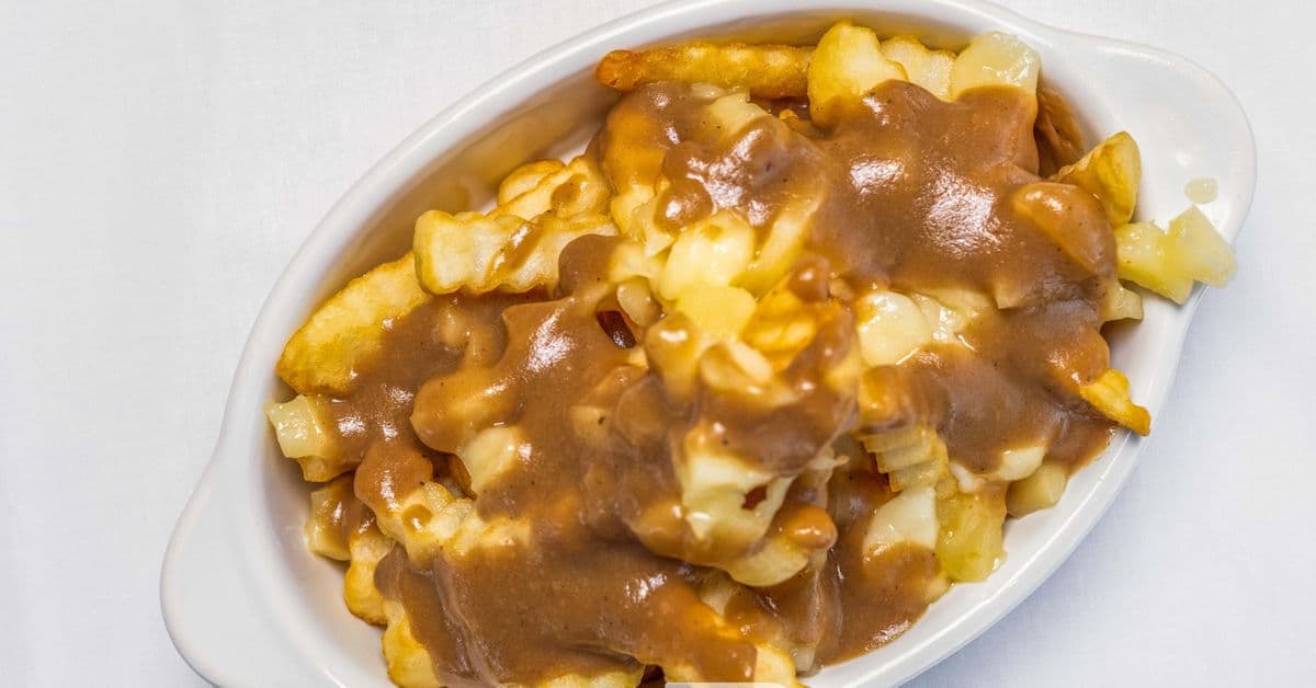 Poutine(M- Fries, Homemade Gravy, Cheese curd)