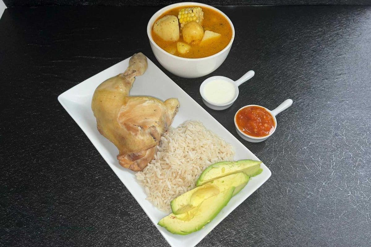 Patacones, Chicharron, Ahogao, and Guacamole