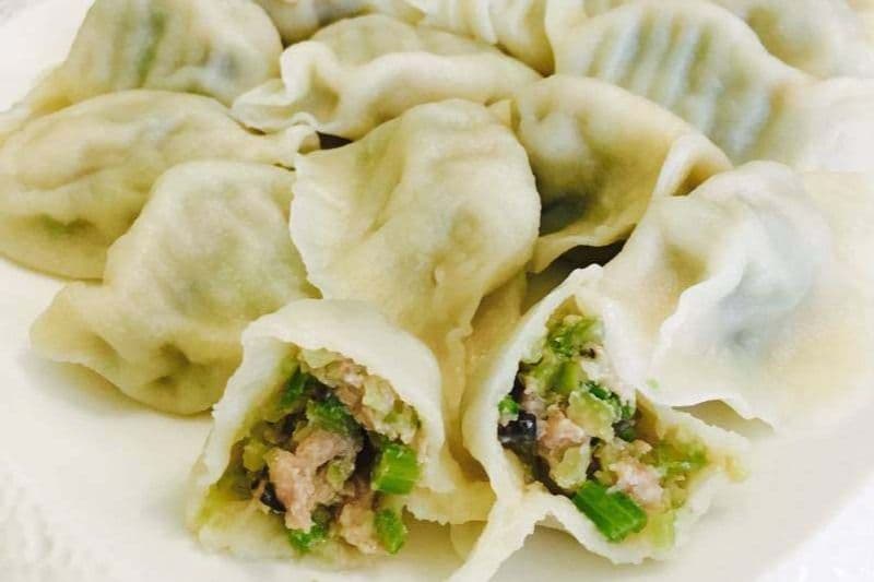 芹菜猪肉水饺 Pork and Celery Dumplings (12pcs)