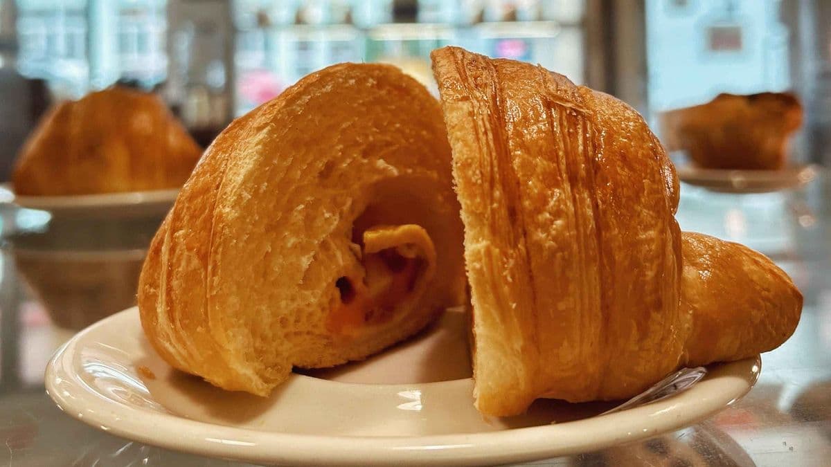 Bacon, Egg and Cheese Croissant