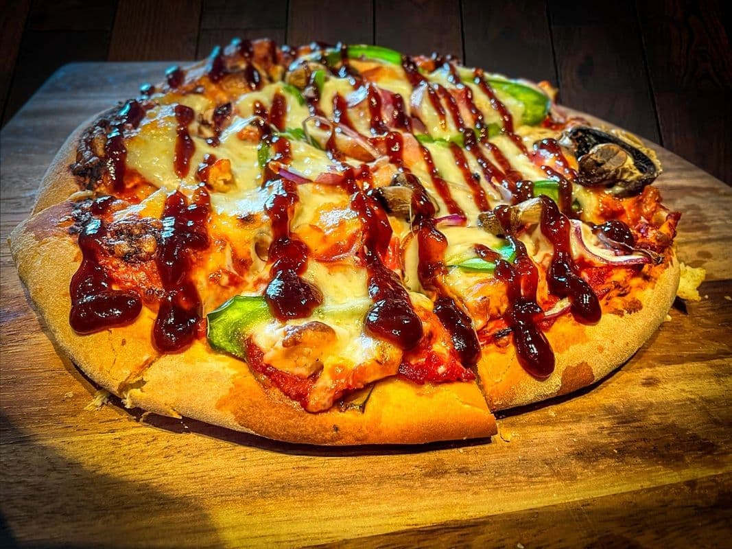 12" Smokin Joe's Pizza