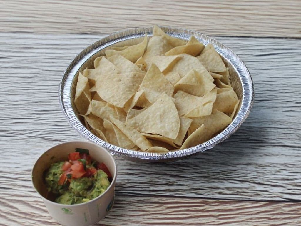 Chips & Guacamole