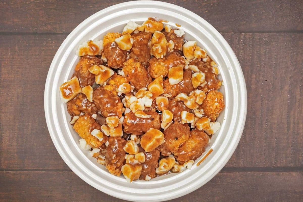 Large Tater Tots Poutine