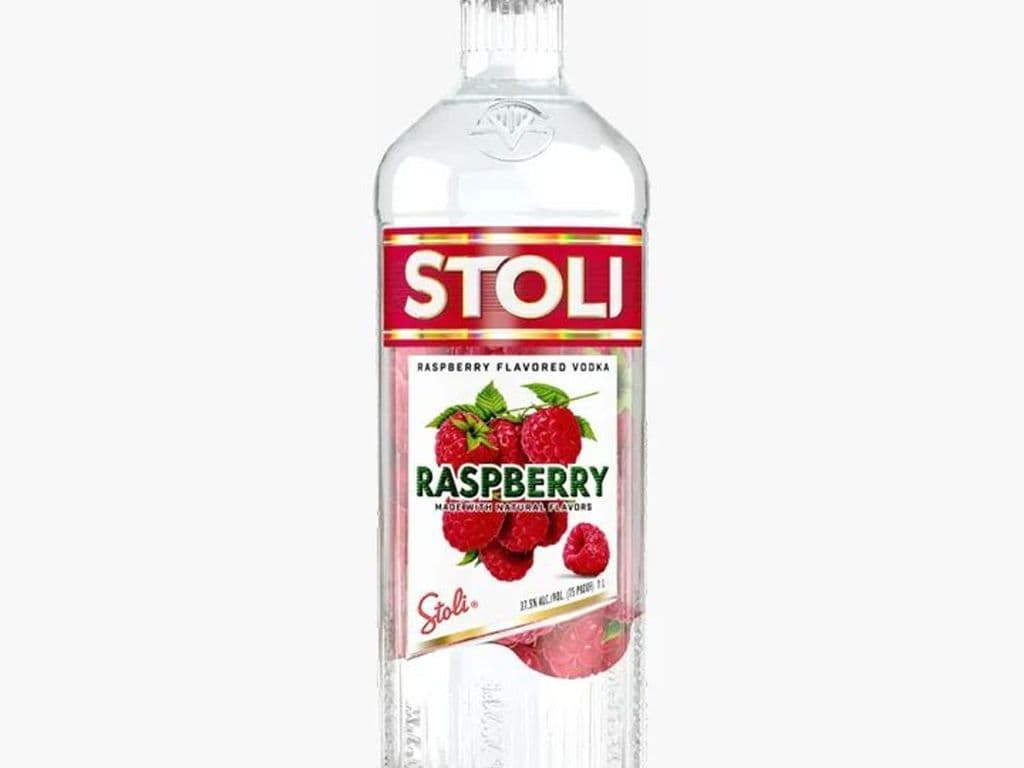 Stolichnaya Razberi Vodka (750ml)