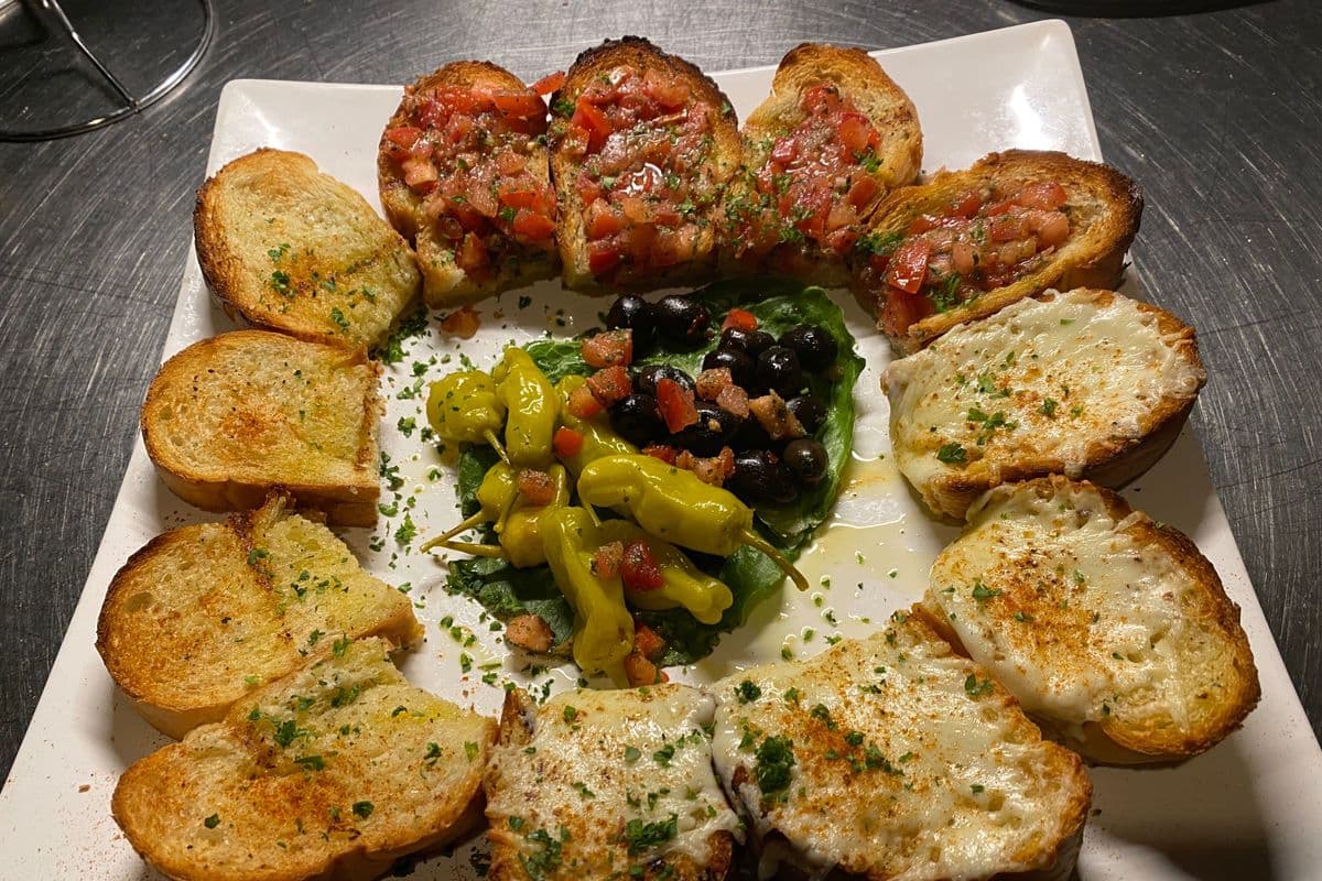 Garlic bread with Cheese