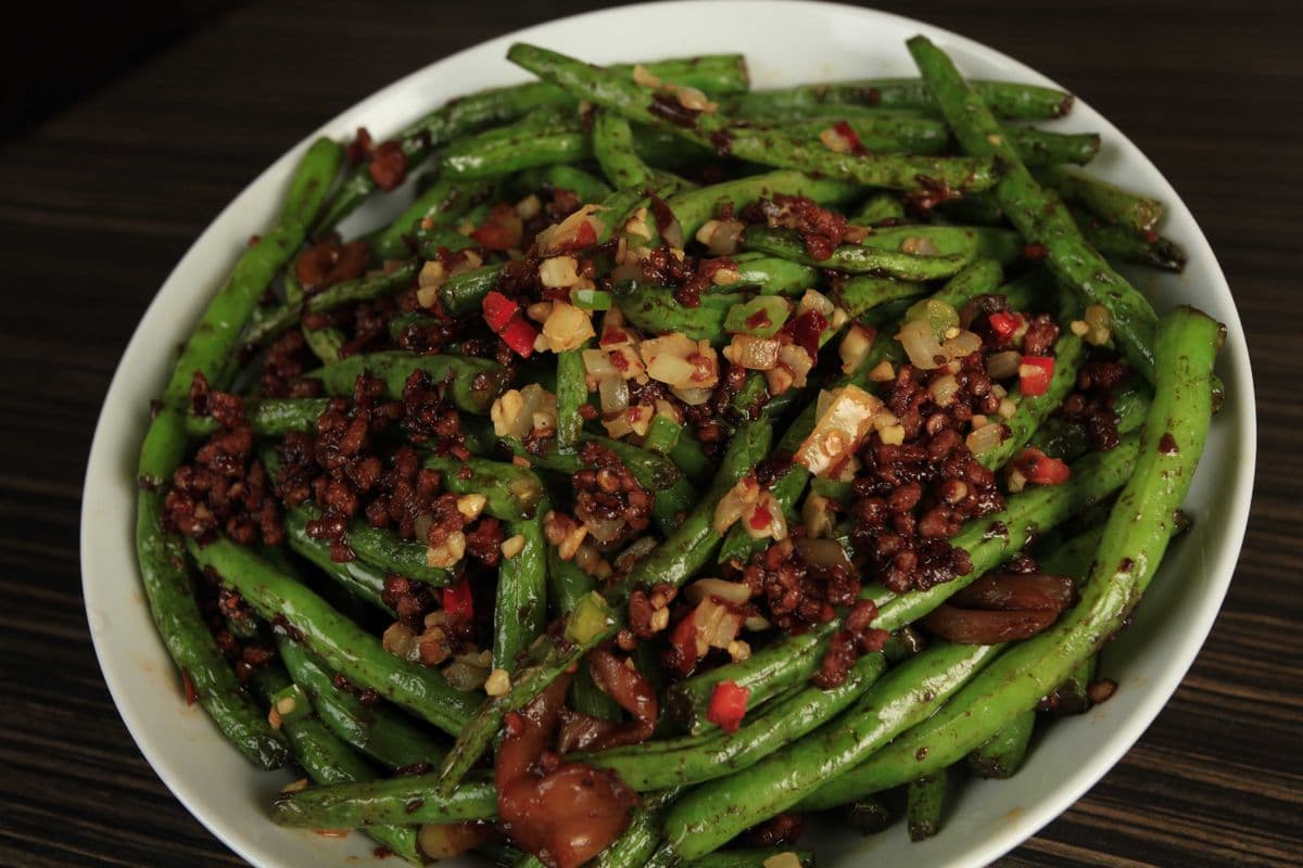 Spicy Garlic Green Beans with Minced Pork