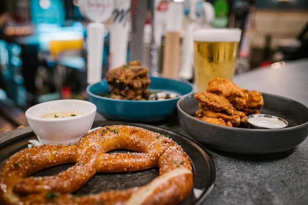 JUMBO PRETZEL
