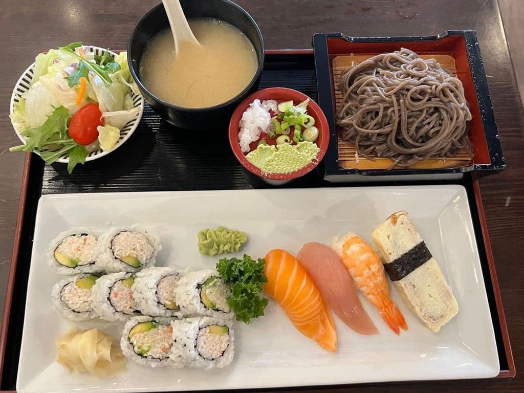 Sushi & Zaru Soba Set