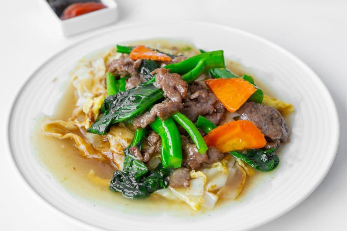 Nouilles Sautées au Boeuf / Stir Fried Noodle and Beef