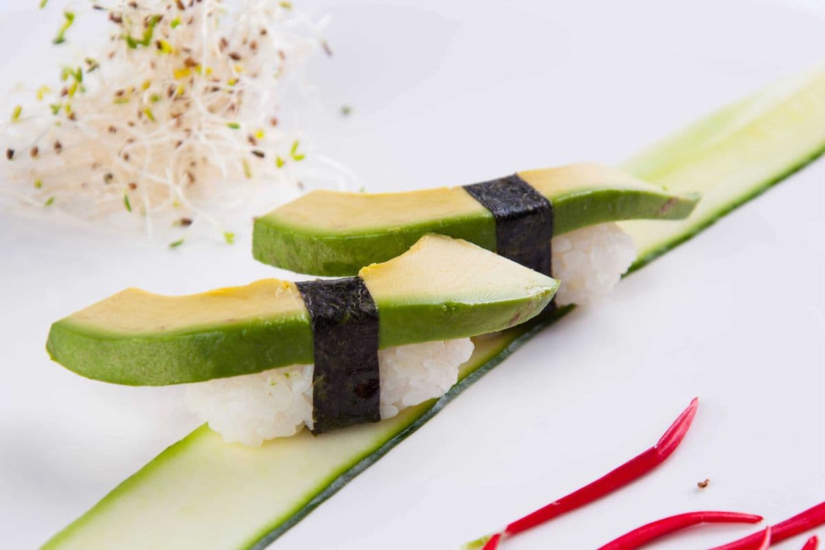 Avocado Nigiri (2 pcs)