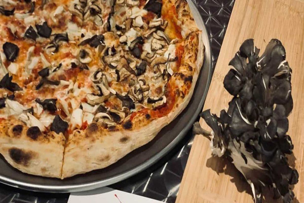 14" Large Wilderness Mushroom Pizza