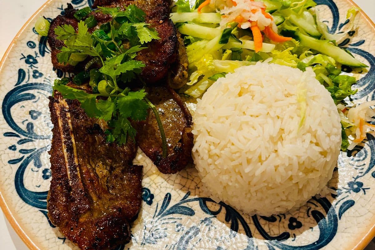 45. Com Suon Nuong
