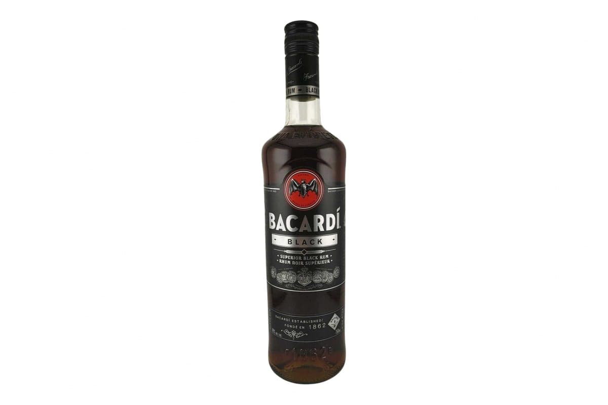 Bacardi Black (750 ml Bottle) (1 x 750 ml)