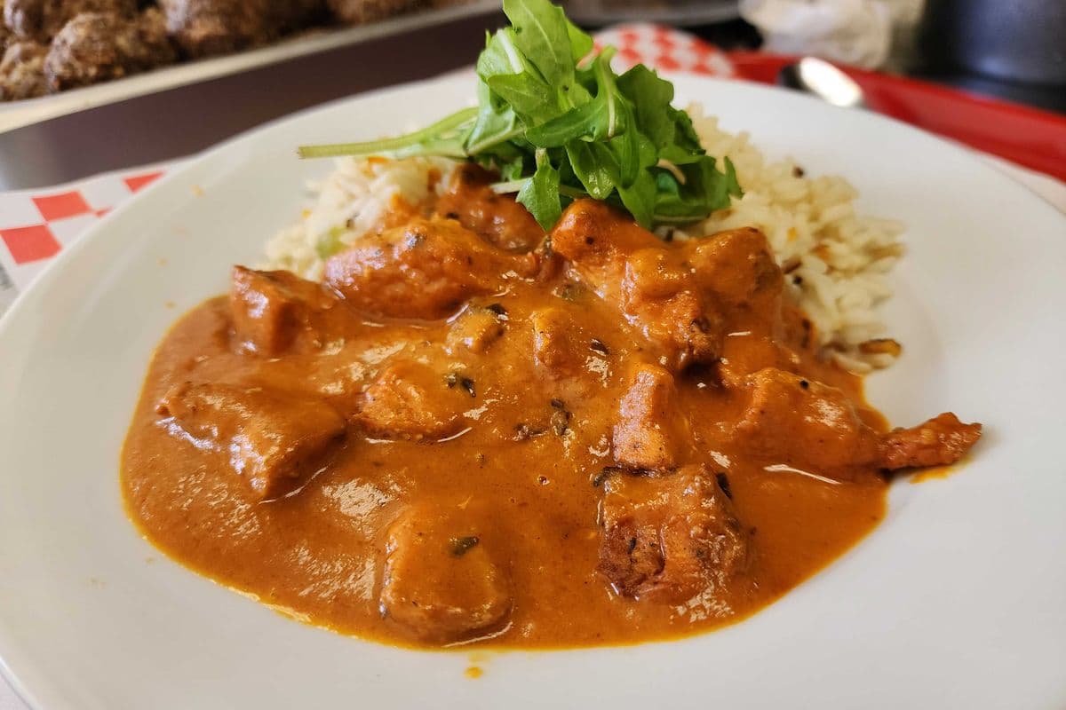 Butter chicken with rice