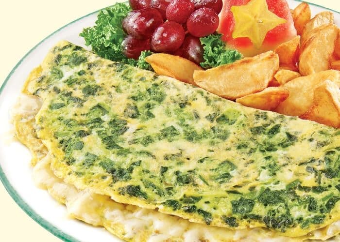 Spinach and cheddar omelette (760 Cals.)