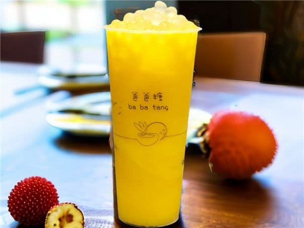 Fresh Mango Slush with Lychee Ball 荔枝爆珠芒果冰