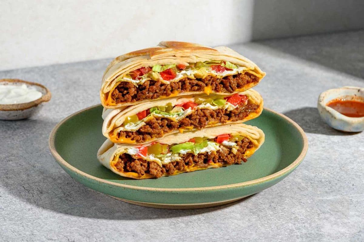 Taco Factory Supreme Crunchwrap ((2pcs))