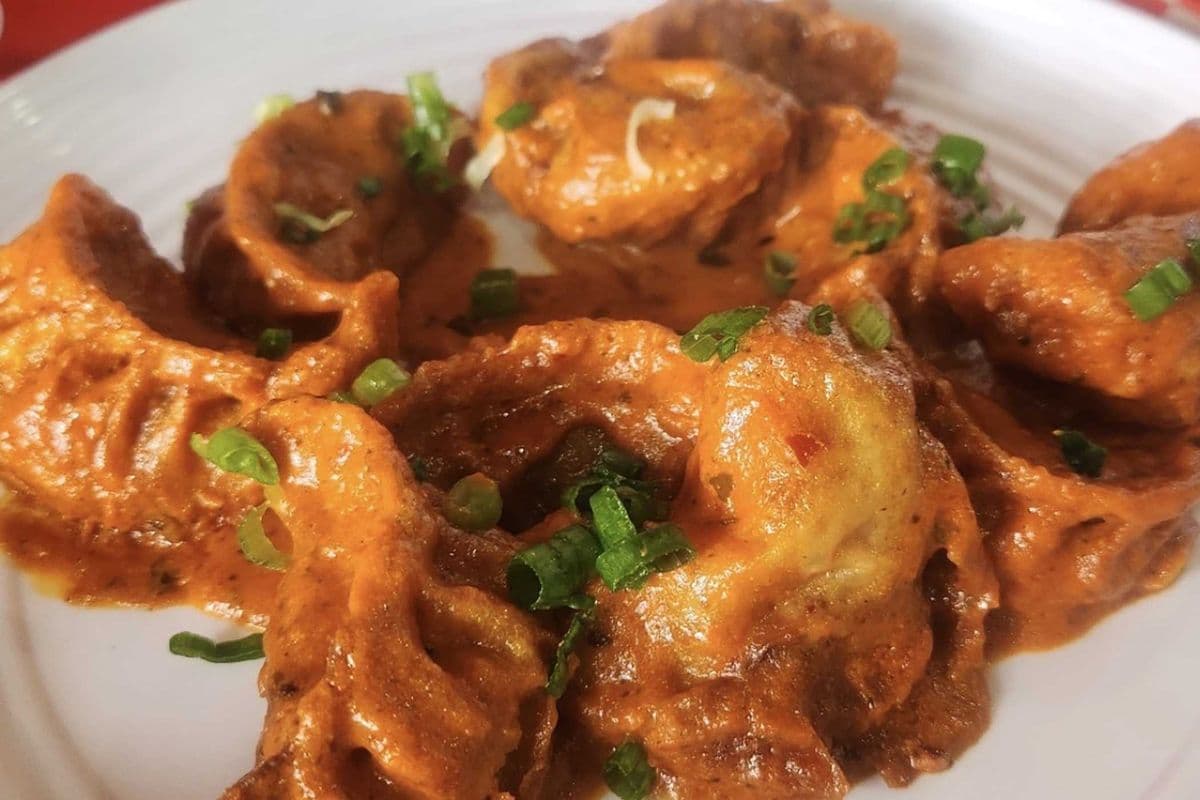 Butter Chicken Momo