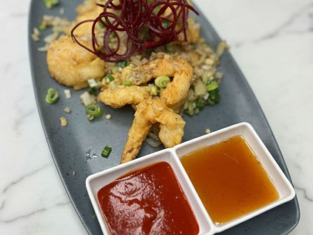 SALT & PEPPER PRAWNS