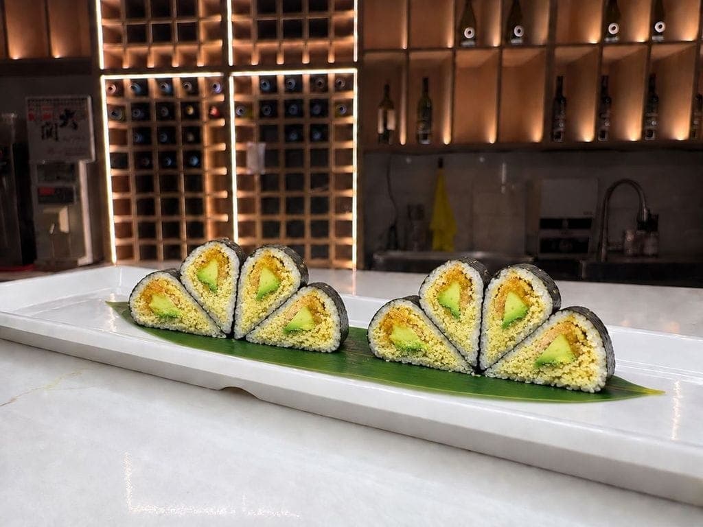 Sakura Roll(8 pcs)