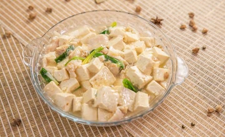 HP4. Salted Fish, Chicken, and Tofu 咸鱼鸡粒豆腐