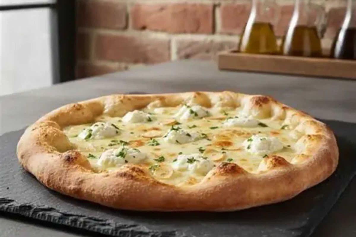 SMOKY RED PIZZA