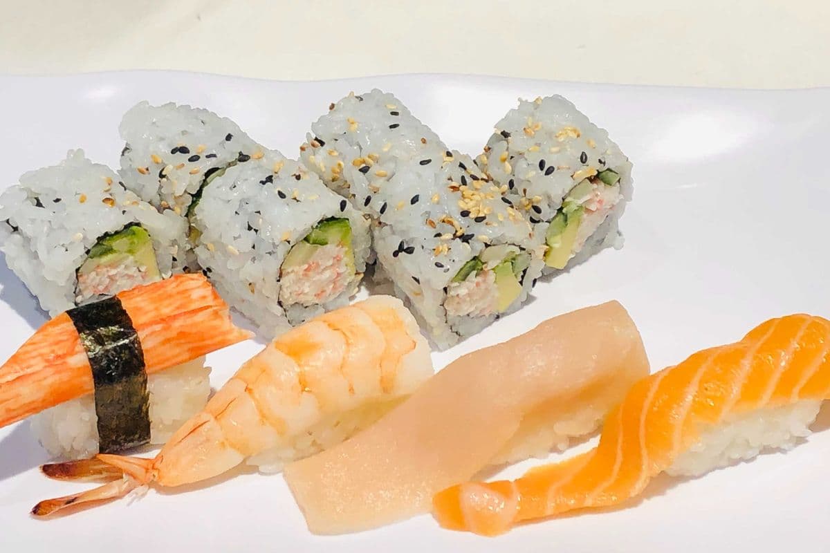 141. Sushi A (12 pcs)