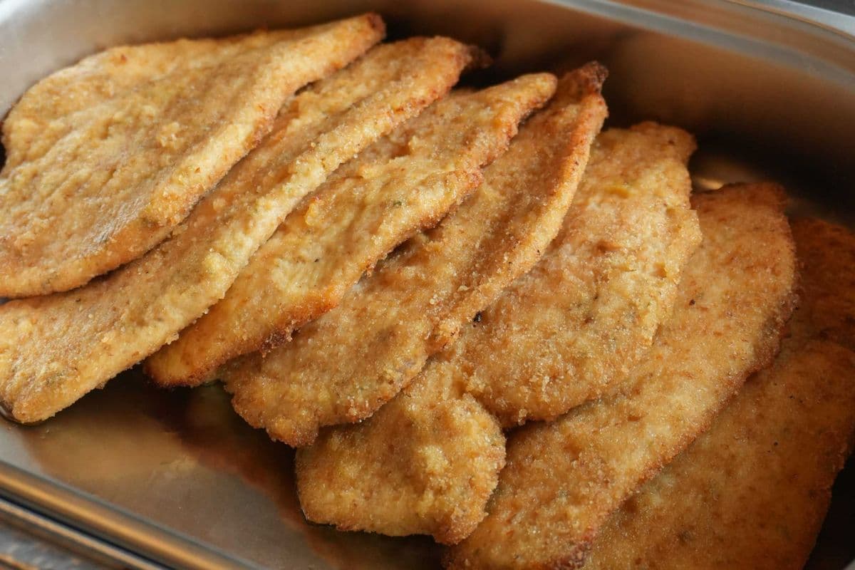 Breaded Chicken with Sauce