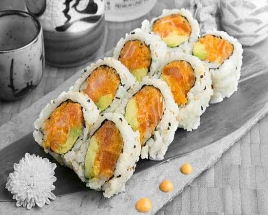 TWO Spicy Salmon Tuna & Avocado Roll (16 pcs)